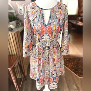 Vibrant Keyhole Long Sleeve Dress